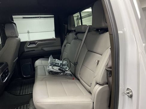 Certified 2025 Chevrolet Silverado 2500 LTZ w/ LTZ Convenience Package AWD/4WD image 25