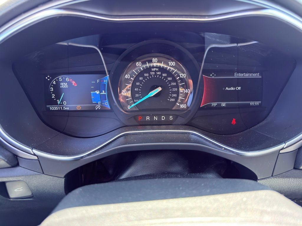 Used 2017 Ford Fusion SE w/ Fusion SE Technology Package FWD image 37