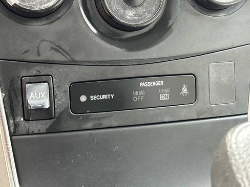 Used 2013 Toyota Corolla L FWD image 34