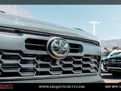 Used 2026 Toyota Tacoma TRD Sport image 10