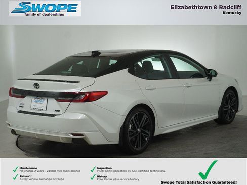 Used 2025 Toyota Camry XSE image 3