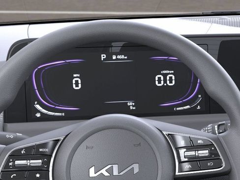 New 2026 Kia Seltos LX FWD image 21