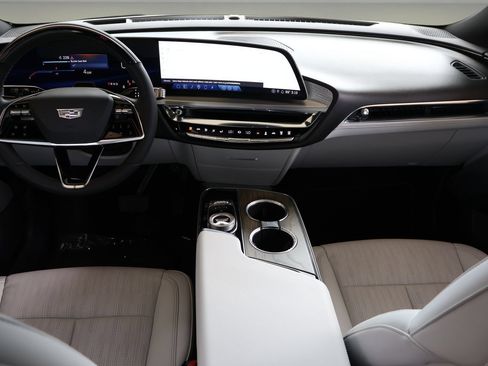 Certified 2023 Cadillac Lyriq 2WD image 14