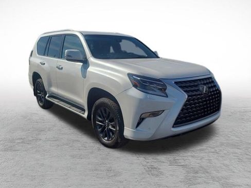 Used 2023 Lexus GX 460 Premium image 3