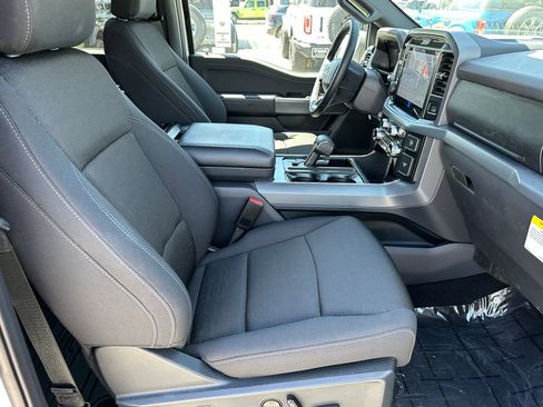 Used 2025 Ford F150 XLT w/ Equipment Group 302A MID AWD/4WD image 18
