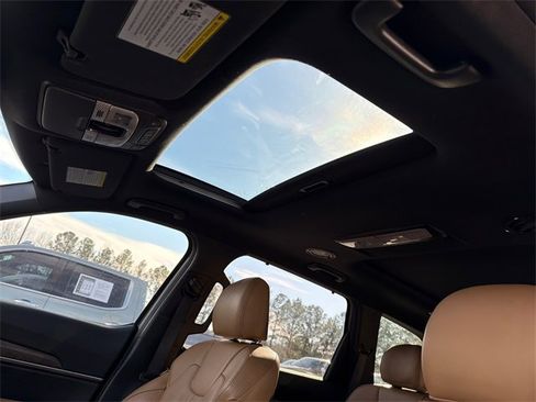 Used 2021 Kia Telluride SX w/ Nightfall Edition Package image 33