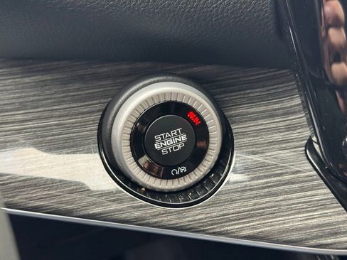 Used 2022 Jeep Wagoneer Series II image 38