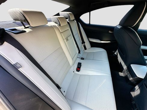 Used 2022 Lexus IS 350 F Sport image 29