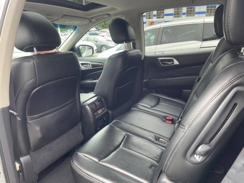 Used 2016 Nissan Pathfinder SL w/ SL Premium Package AWD/4WD image 21