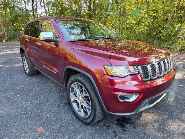 Used 2020 Jeep Grand Cherokee Limited w/ Trailer Tow Group IV AWD/4WD image 3