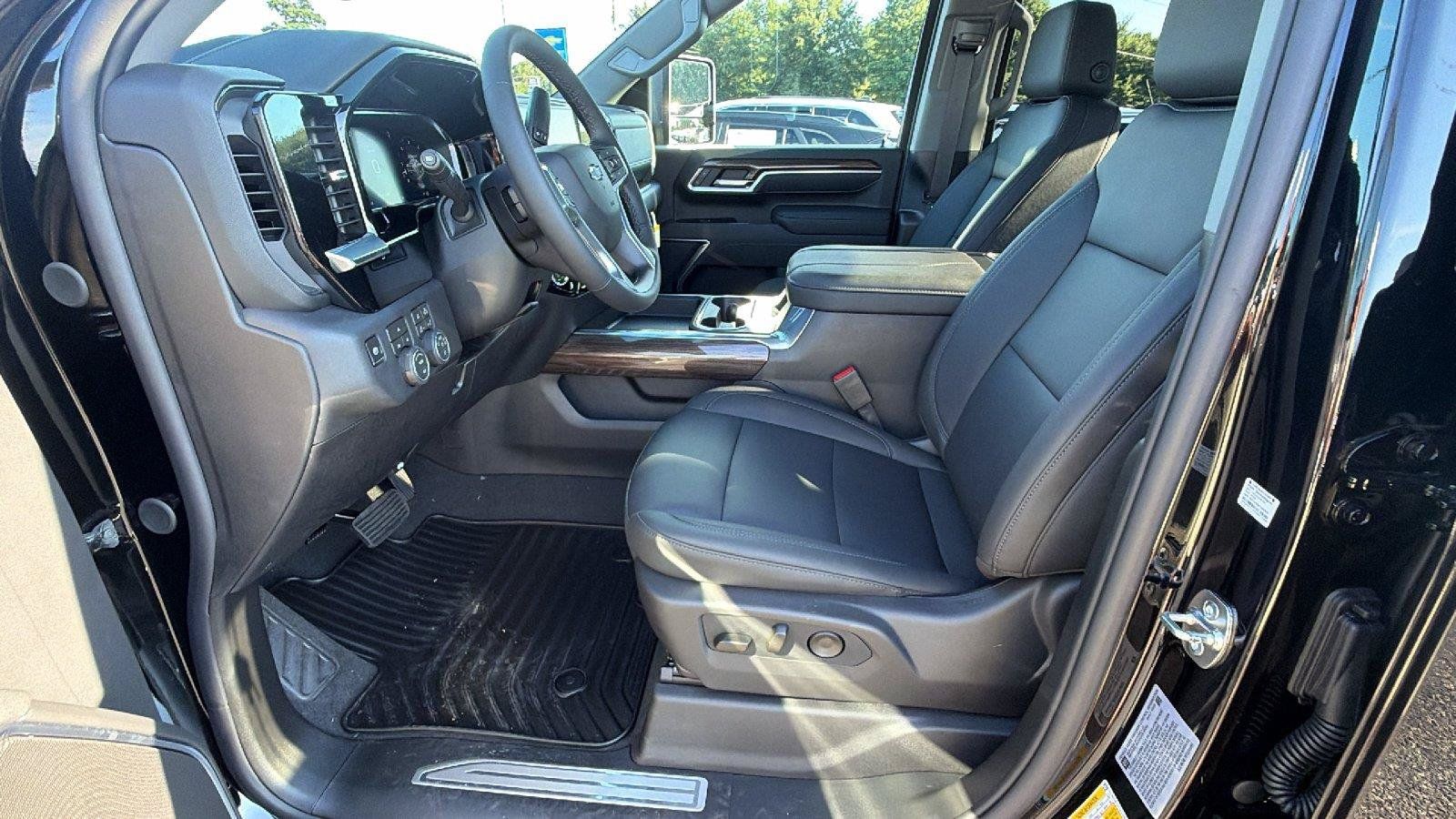 New 2026 Chevrolet Silverado 2500 LT w/ Trail Boss Package AWD/4WD image 16