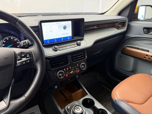 Used 2022 Ford Maverick Lariat w/ Lariat Luxury Package image 4