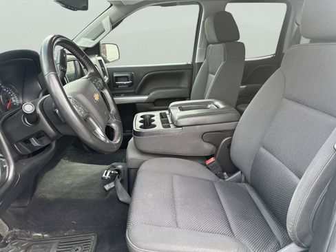 Used 2019 Chevrolet Silverado 1500 LT image 11