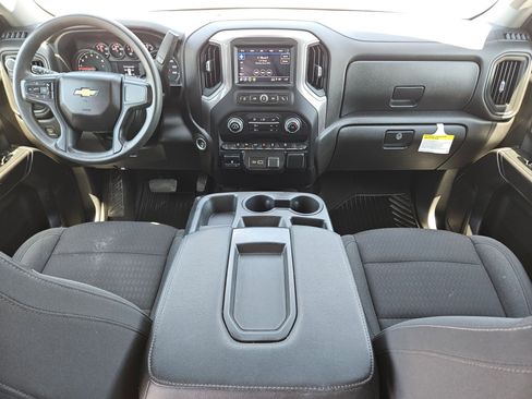 Used 2024 Chevrolet Silverado 2500 Custom w/ Custom Value Package image 14