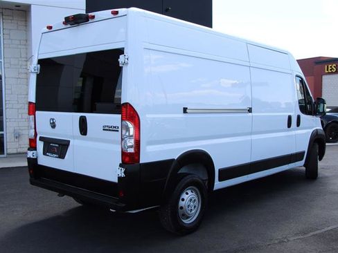 Used 2023 RAM ProMaster 2500 FWD image 7