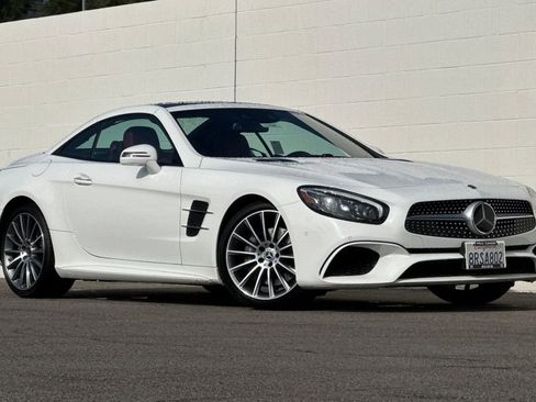 Used 2020 Mercedes-Benz SL 550 image 11