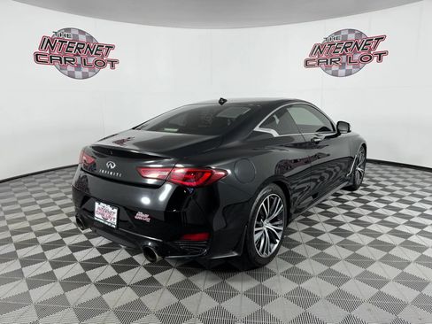 Used 2018 INFINITI Q60 3.0t Luxe w/ Sensory Package 3.0T Luxe AWD/4WD image 7