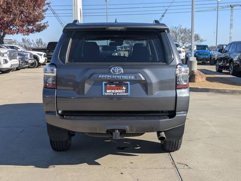 Used 2020 Toyota 4Runner SR5 Premium w/ Moonroof Package image 7