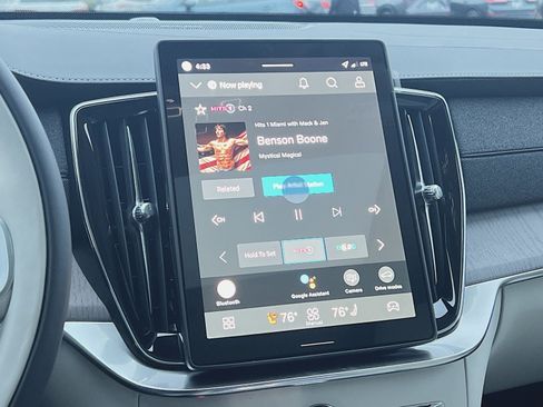 New 2026 Volvo XC90 T8 Ultra w/ Protection Package Premier image 18