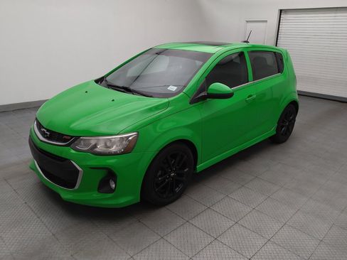 Used 2017 Chevrolet Sonic LT w/ Fun and Sun Package FWD image 2