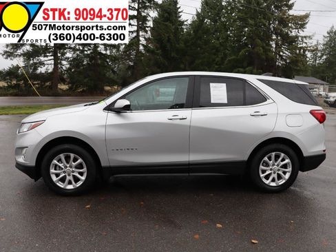 Used 2021 Chevrolet Equinox LT w/ Driver Convenience Package AWD/4WD image 5