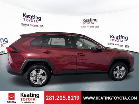 Certified 2025 Toyota RAV4 XLE AWD/4WD image 5