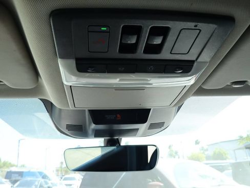 Used 2023 Nissan Rogue SL w/ SL Premium Package FWD image 30