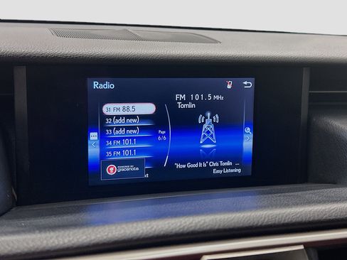 Used 2018 Lexus IS 300 F Sport w/ F Sport Package RWD image 21