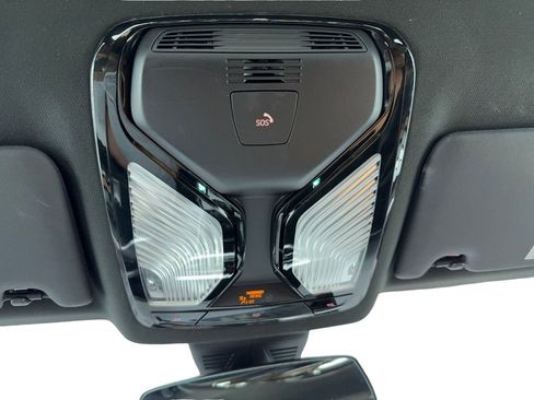 Used 2022 BMW 230i Coupe w/ Premium Package 2 image 23