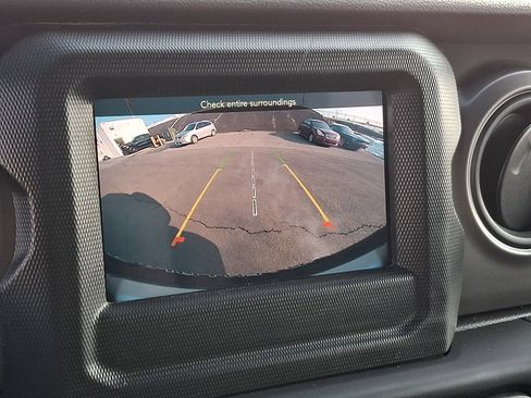 Certified 2023 Jeep Wrangler Unlimited Sport image 17