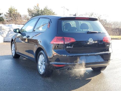 Used 2015 Volkswagen Golf S image 3