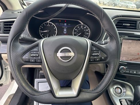 Certified 2023 Nissan Maxima Platinum w/ Sport Mat Group image 9