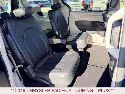 Certified 2019 Chrysler Pacifica Touring-L Plus w/ Advanced Safetytec Group image 9