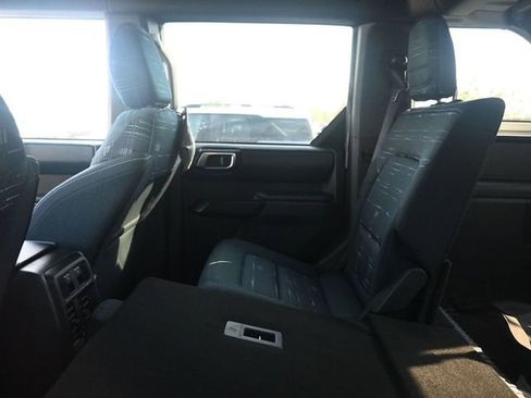 Used 2025 Ford Bronco Heritage Edition image 9