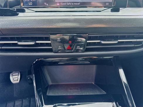 Used 2024 Volkswagen GTI S image 11