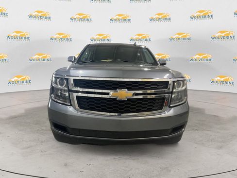 Used 2019 Chevrolet Suburban LT image 8