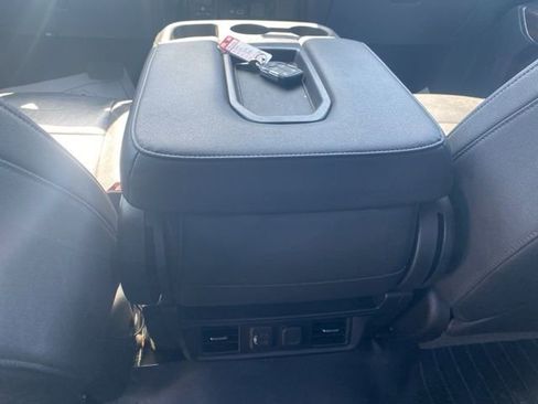 Used 2021 GMC Sierra 1500 SLT AWD/4WD image 13