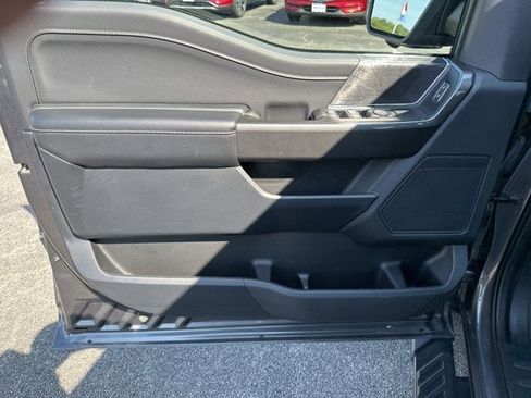 Used 2022 Ford F150 XLT w/ Equipment Group 302A High image 13