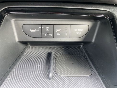 Certified 2025 Kia K5 GT-Line image 32