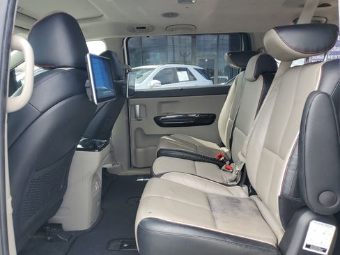 Used 2019 Kia Sedona EX w/ EX Premium Package image 30