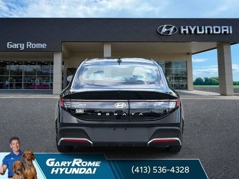 Used 2025 Hyundai Sonata SE FWD image 12
