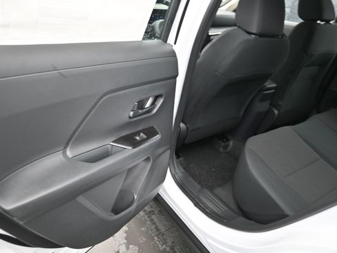 New 2026 Nissan Kicks S image 17