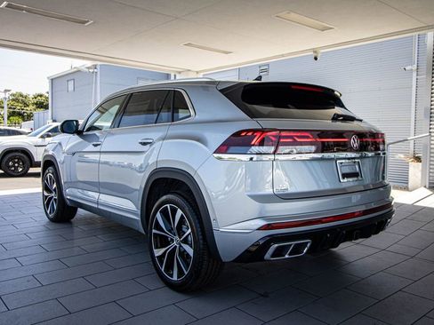 New 2026 Volkswagen Atlas Cross Sport SEL Premium R-Line AWD/4WD image 15