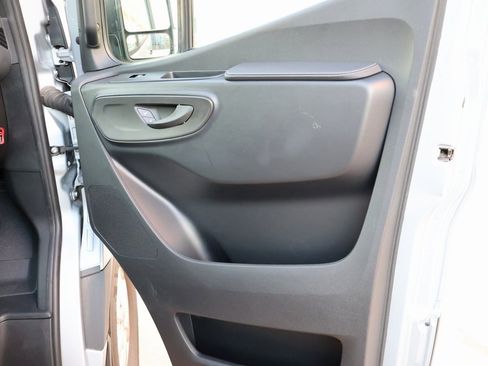 New 2025 Mercedes-Benz Sprinter 2500 image 35
