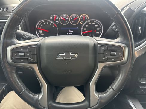 Used 2021 Chevrolet Silverado 1500 LT Trail Boss w/ Convenience Package II image 17