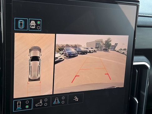 Used 2026 GMC Acadia Elevation w/ Black Edition FWD image 18