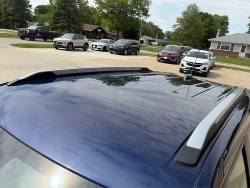 Used 2023 Chevrolet TrailBlazer LT AWD/4WD image 11