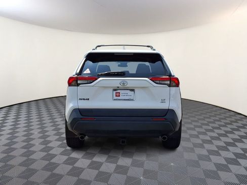 Certified 2019 Toyota RAV4 LE AWD/4WD image 6