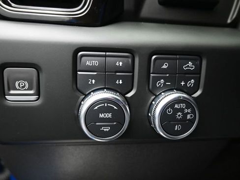 Used 2023 GMC Sierra 1500 AT4X AWD/4WD image 16