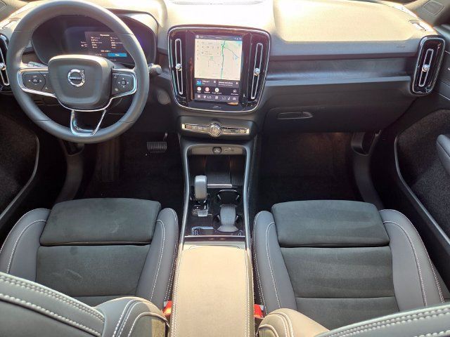 Certified 2023 Volvo C40 P8 Recharge Ultimate AWD/4WD image 16